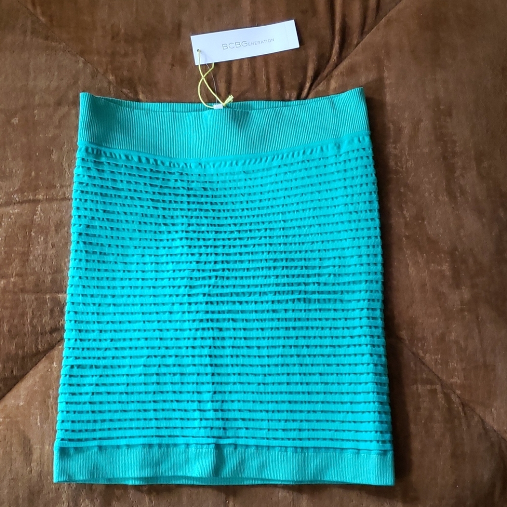 BCBG Generation stretchy skirt